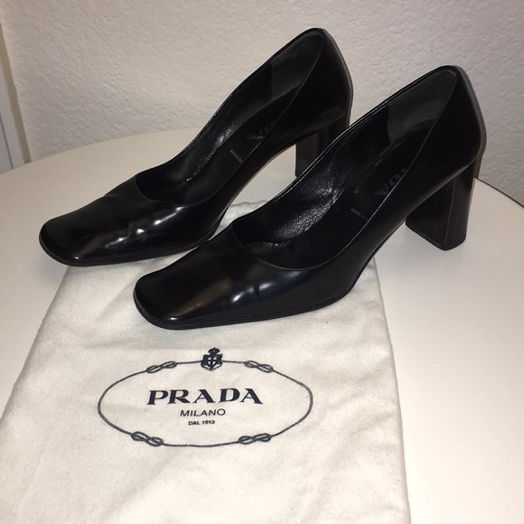 Black/Tan Antiqued leather pumps | PRADA - United States Prada Leather Heels